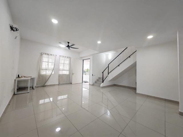 Aircond in master bedroom 2 Storey House Templer Residence Rawang