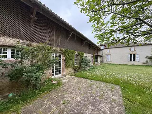 Aire sur l'Adour 40800 Achat / Vente maison 10 pièces t10 terrasse