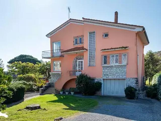 Aire sur l'Adour 40800 Achat / Vente maison 7 pièces t7 parking