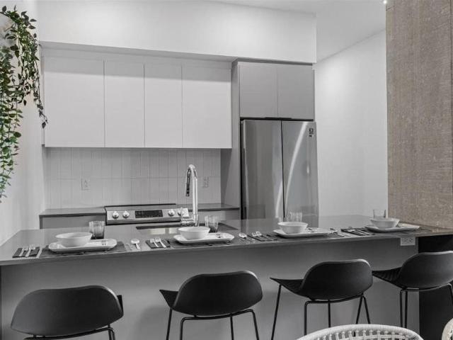 Airlie sur le fleuve 2 Bedroom Apartment for Rent at 550 80e Av, Montréal, QC H8R 2T6 LaSalle