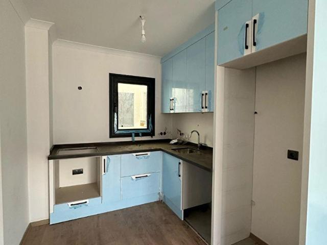 AIRPORT EMLAKTAN MERKEZDE SATILIK SIFIR 2+1 DAİRE