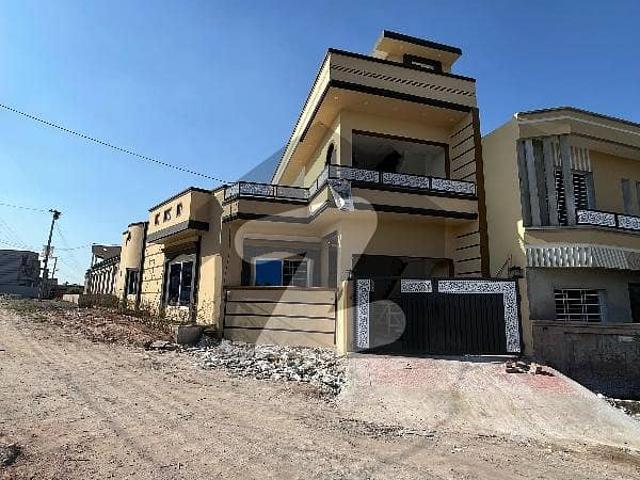 Airport Housing Society Man 40 Fit Street 5 Marla 2.7 Storey House Available For Sale 3 Bedroom Attach Bathroom Double During Dining TV Lounge Kitchen