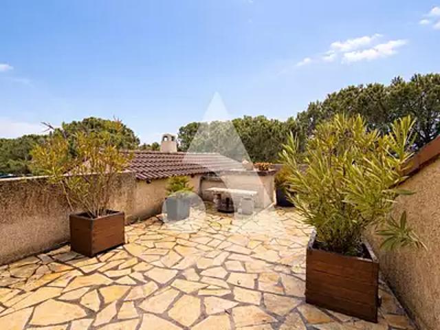 Aix en Provence 13090 Achat / Vente appartement 4 pièces t4 au dernier étage