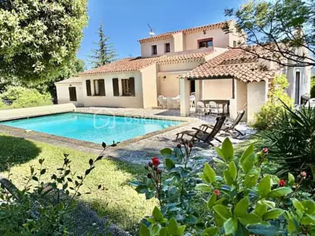 Aix en Provence 13090 Achat / Vente maison 5 pièces t5 piscine terrasse