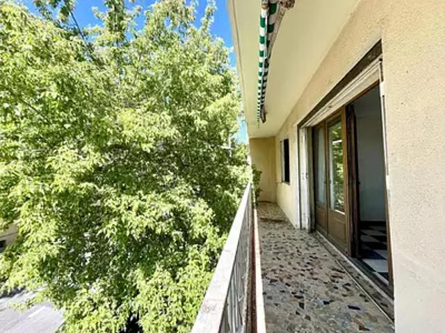 Aix en Provence 13100 Achat / Vente appartement 4 pièces t4 cave balcon