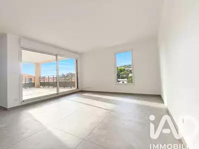 Aix en Provence 13100 Achat / Vente appartement 4 pièces t4 au dernier étage