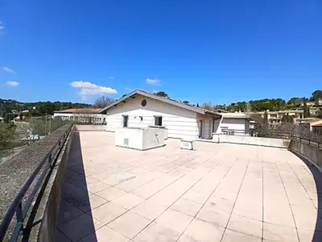Aix en Provence 13100 Achat / Vente appartement 5 pièces t5 au dernier étage