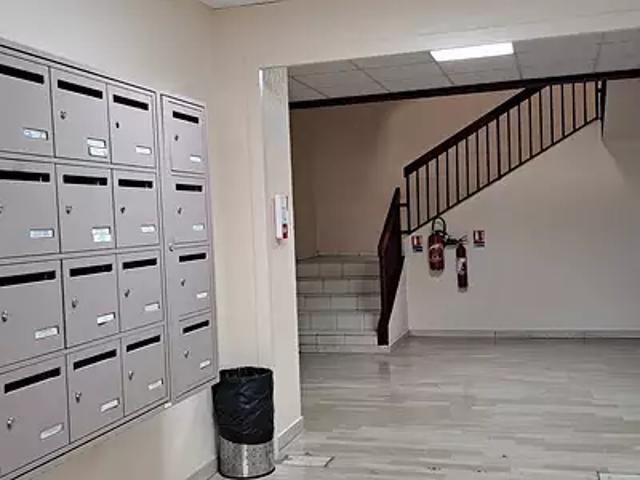 Aix en Provence 13100 Achat / Vente divers 5 pièces