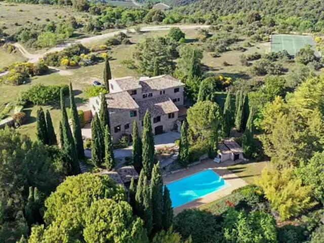 Aix en Provence 13100 Achat / Vente maison 18 pièces t18 piscine