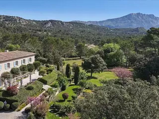 Aix en Provence 13100 Achat / Vente maison 6 pièces t6 piscine