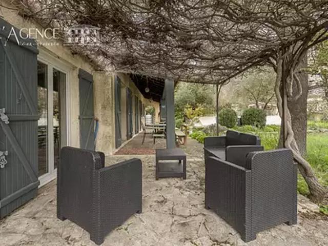Aix en Provence 13100 Achat / Vente maison 7 pièces t7 piscine