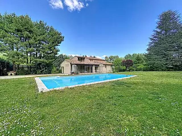 Aix en Provence 13100 Achat / Vente maison 8 pièces t8 piscine