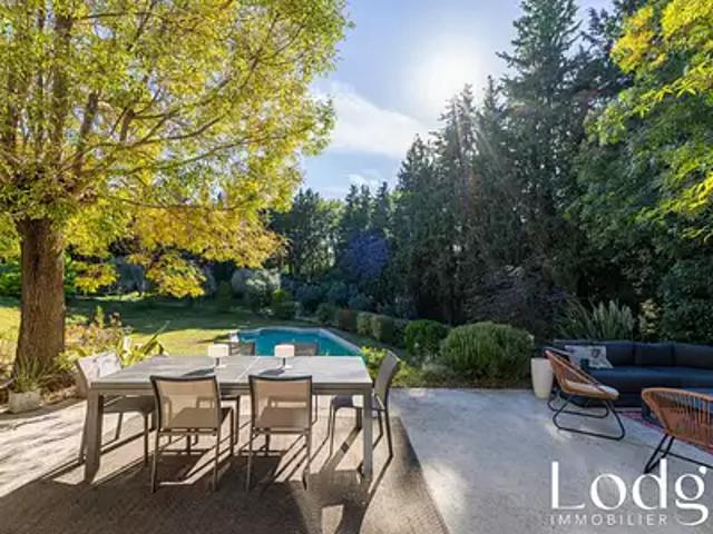 Aix en Provence 13100 Achat / Vente maison 8 pièces t8 piscine terrasse