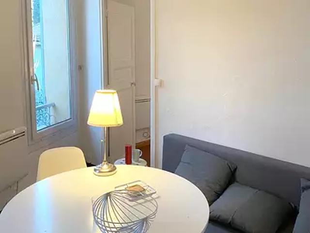 Aix en Provence 13100 Location appartement 2 pièces t2 au dernier étage