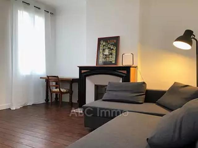 Aix en Provence 13100 Location appartement 2 pièces t2 au dernier étage