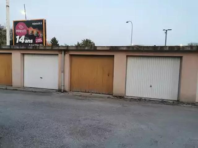 Aix en Provence 13100 Location parking