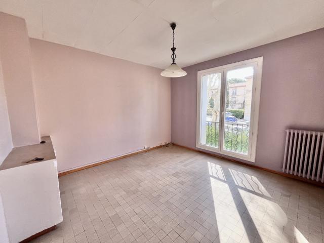 Aix en Provence, centre ville à pied, appartement de 68m2 avec parking collectif