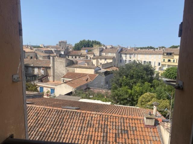Aix en Provence centre ville: Location appartement T3 au 3è