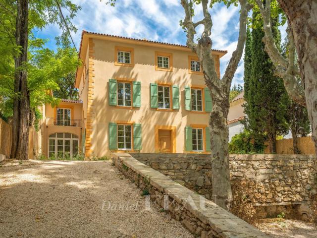 Aix En Provence Appartement avec balcon et terrasse vue d. 77m² Aix en Provence