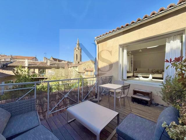 AIX EN PROVENCE / GRAND APPARTEMENT FAMILIAL AVEC TERRASSE CENTRE VILLE