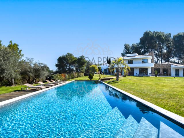 AIX EN PROVENCE EXCEPTIONNELLE PROPRIÉTÉ AVEC PISCINE AU