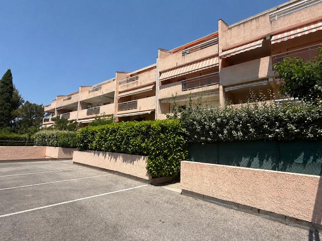 Aix en Provence Location Appartement 13