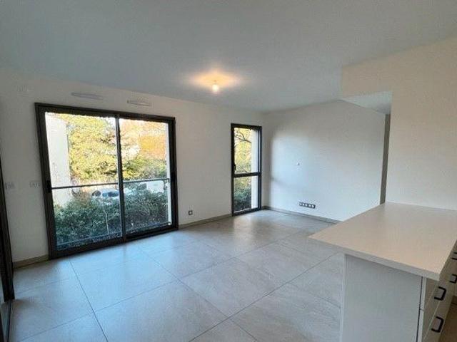 Aix en Provence Location Appartement 13