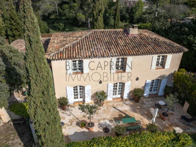 AIX EN PROVENCE SAINT MARC Élégante Bastide avec piscine
