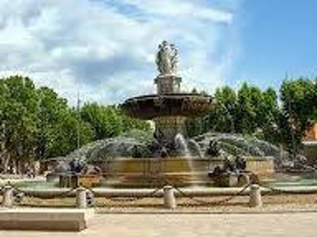 Aix en Provence T4 dernier étage 103 m2 avec une terrasse de 30 m2 4 pièces, 103 m²