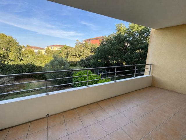 AIX LA DURANNE Appartement 3 pièces70 m²