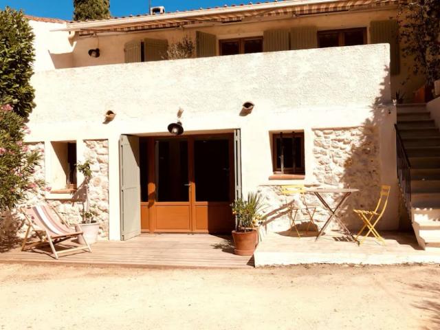 AIX LES MILLES MAISON HAMEAU MEUBLEE 110M²