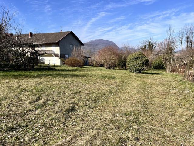 AIX LES BAINS Maison avec terrain constructible