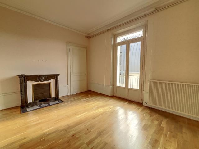 AIX LES BAINS Hypercentre Appartement T4 de 106m2