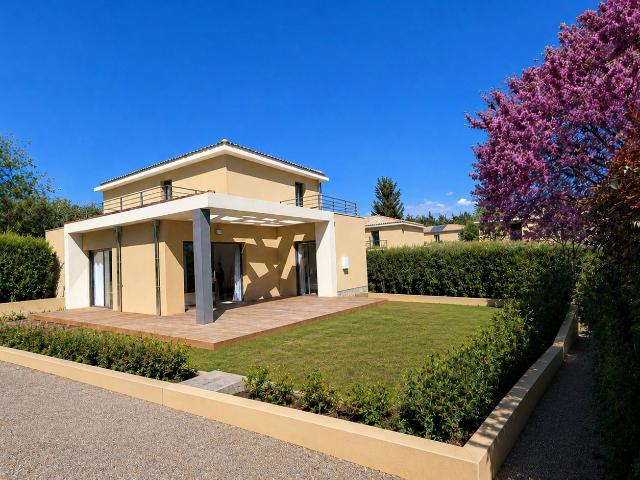 AIX SAINT MITRE MAISON RE2020 DE 85M² AVEC 150M² DE JARDIN ET GARAGE 4 pièces, 90 m²