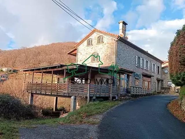 Aizac 07530 Achat / Vente maison 9 pièces t9