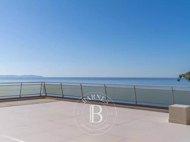 Ajaccio, Exclusivité, Penthouse type T6, 4 chambres vue pano. 174m² Ajaccio