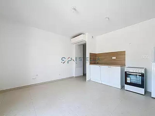 Ajaccio 20090 Location appartement 1 pièce t1 parking