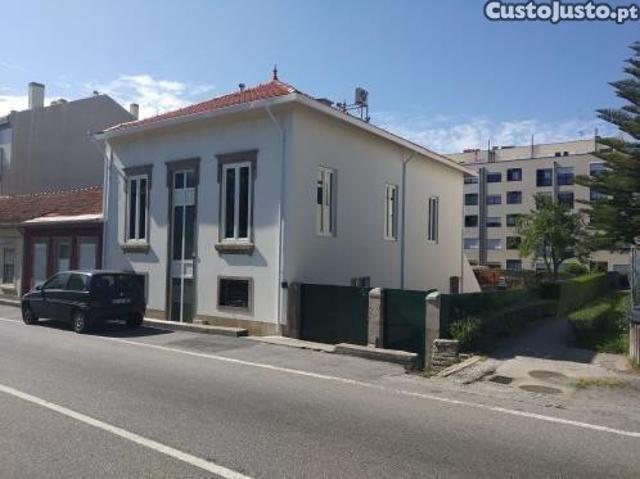 Aos Investidores Prédio Residencial