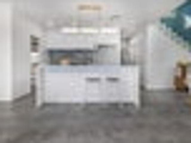 Aotea, 4 bedrooms, $1050 pw
