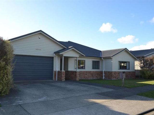 aotea, 4 bedrooms