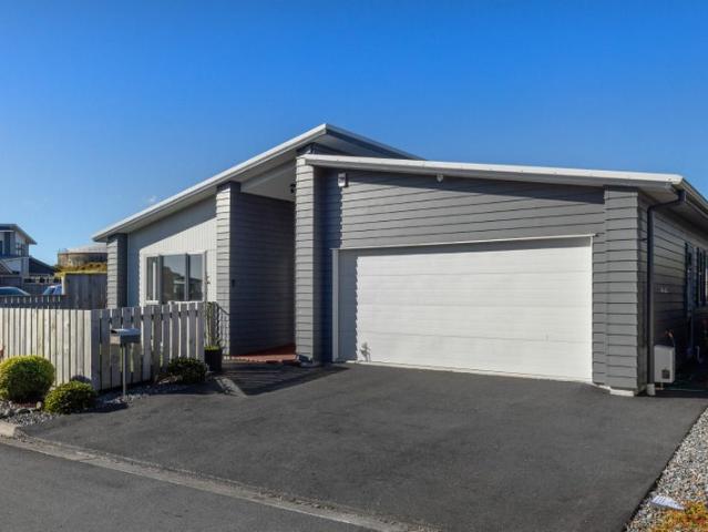 aotea, 4 bedrooms