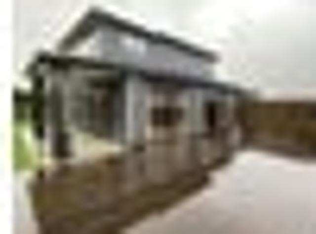 Aotea, 5 bedrooms, $1200 pw