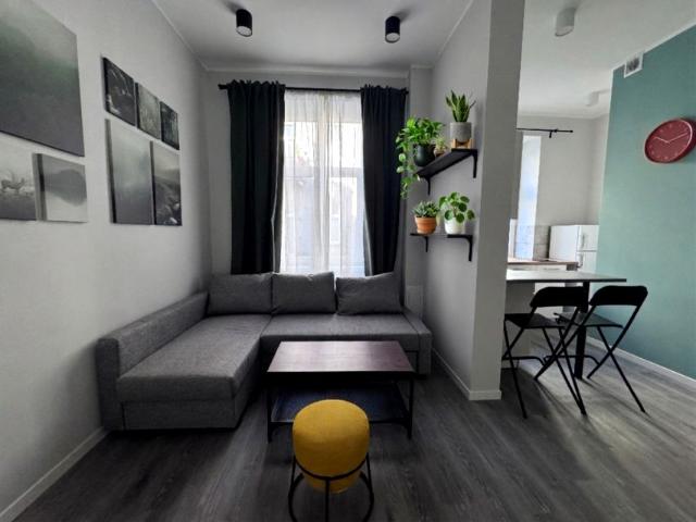 Al. 1 Maja 35 23,49 m², Łódź