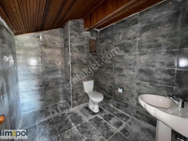 Çalış'ta Denize 100 M 4+1 Kiralık,müstakil Tripleks Villa