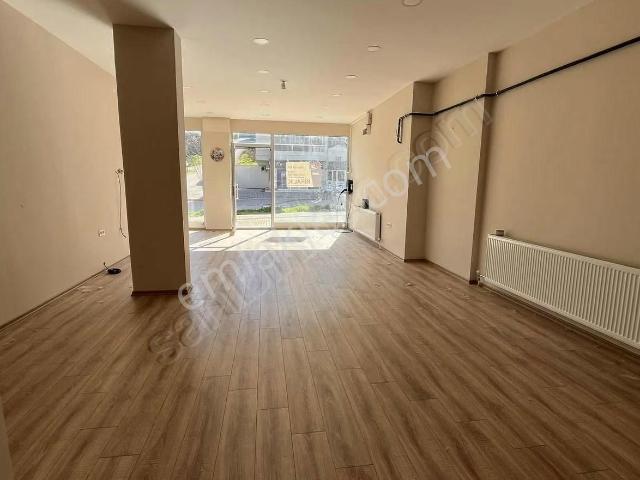 Çalı Gümüşlük'te 70 Metre² Kiralık Dükkan