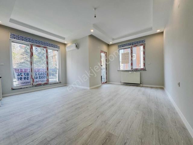 Çalışlar Caddesi Yakını Sıfır Binada 3+1 Arakat Geniş Daire