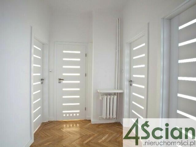 Al. Solidarności 65 m², Warszawa