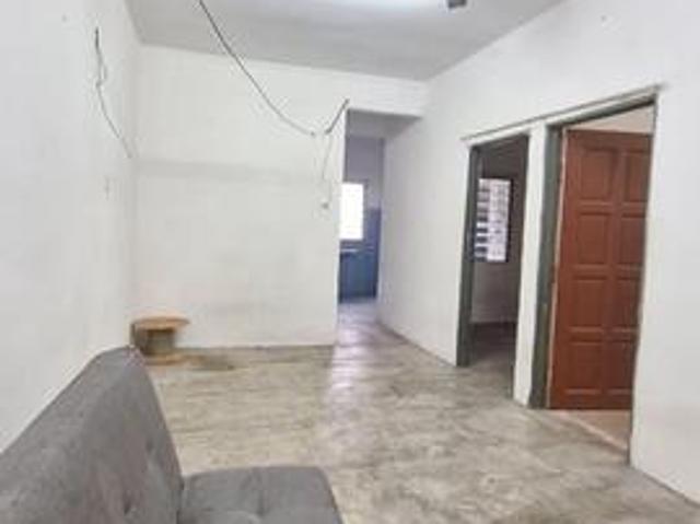 Alma Murni Flat FOR SALE
