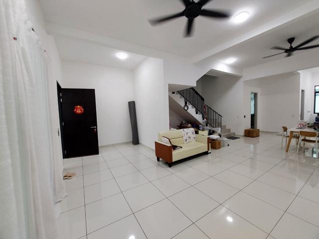 Alma Sanctuary Terrace 2storey Partial FurnishSloar Panelsave 2xxm