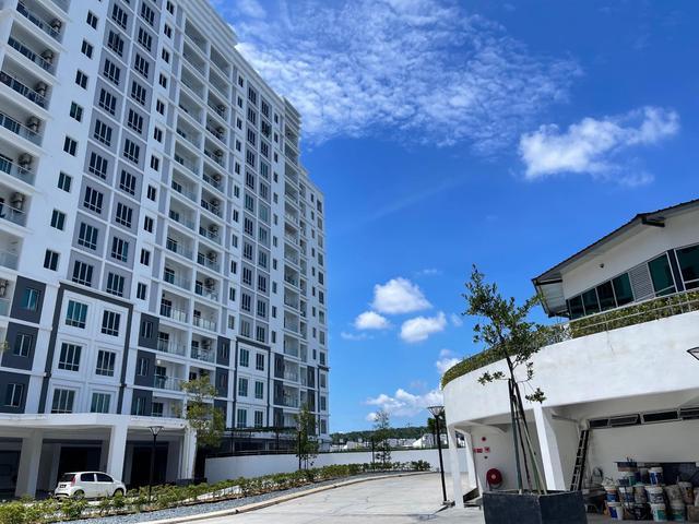 Alma The Navens Condominium Luxury Pool Pickle Ball Court Full Loan